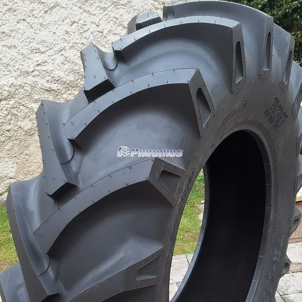 BKT 16.9-30 TR135 TT 8PR
