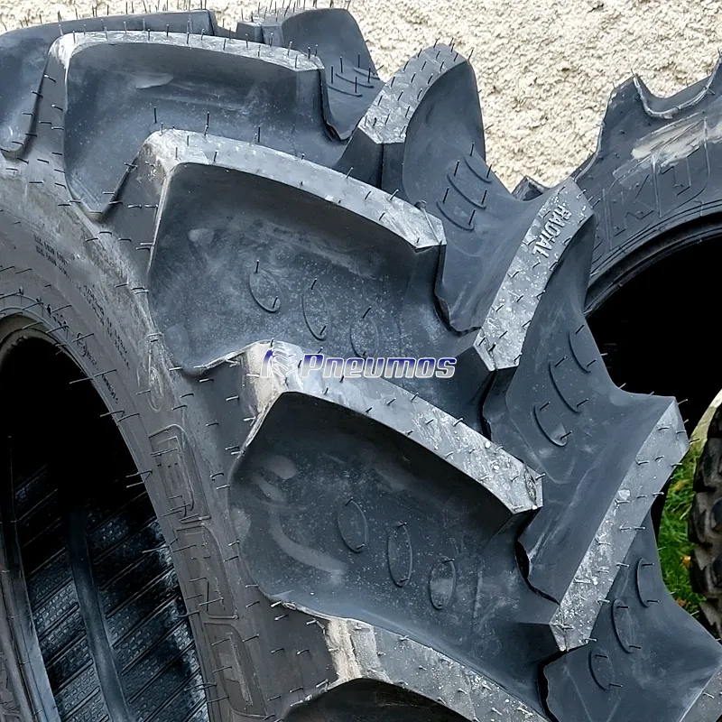 BKT 210/90 R20 Agrimax RT855 TL 110 A8/110 B
