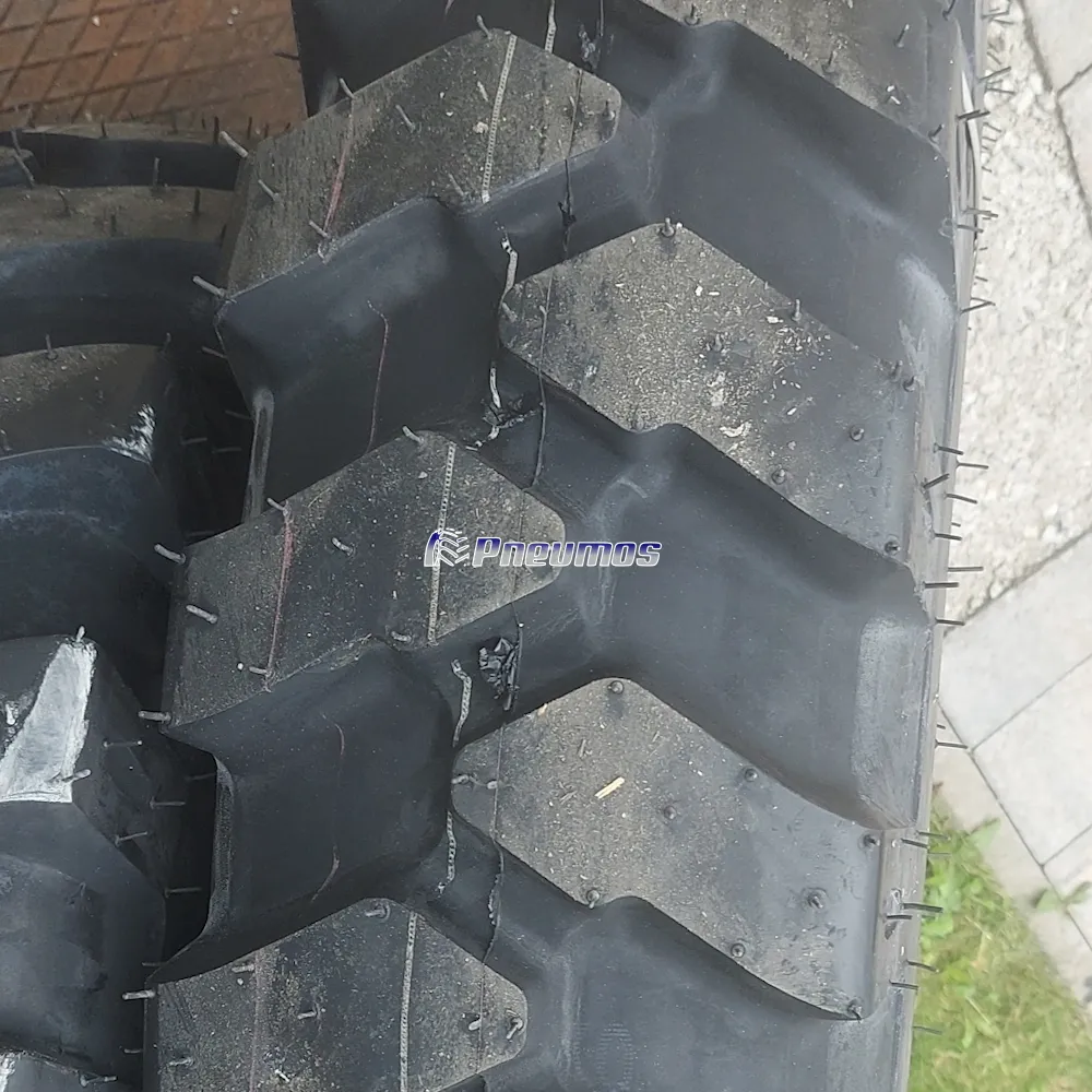 BKT 28x9.00-15 EM936 TL 6PR